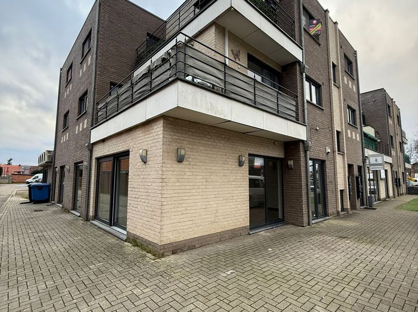 Te Huur: Ruim en Licht Handelspand in Heusden-Zolder (Rode Kruisstraat)&lt;br /&gt;
&lt;br /&gt;
Dit moderne en volledig ingerichte handelspand, gelegen in het ce